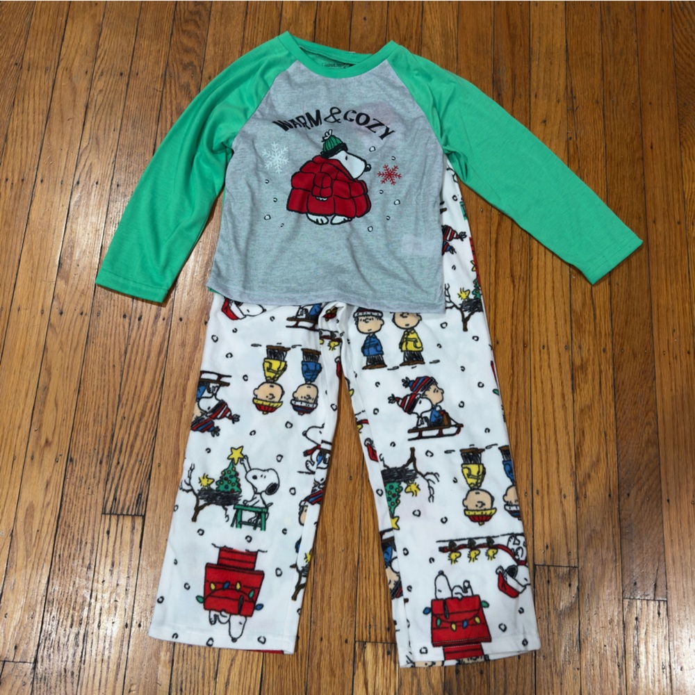 NWT, Peanuts Snoopy Green Warm Cozy Pajama Pants Set size 6, Retails $38